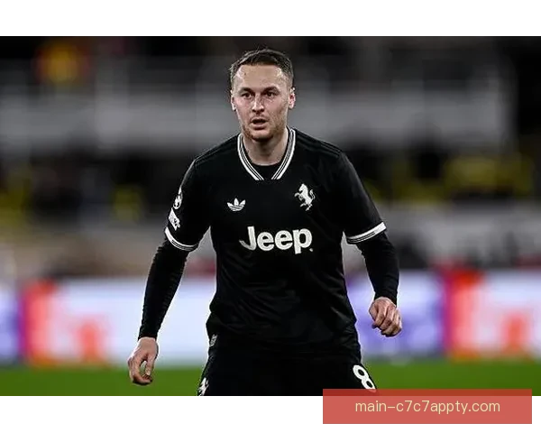 库普梅纳斯自2024年3月以来首次单场双响